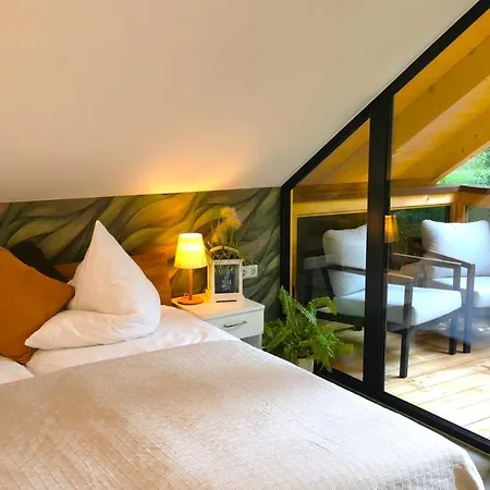 Mit Schlossblick In *