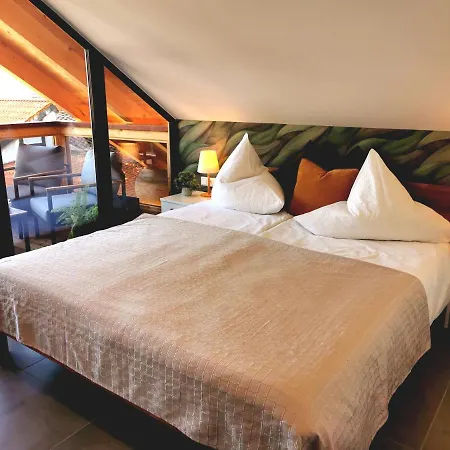 펜션 Mit Schlossblick In *