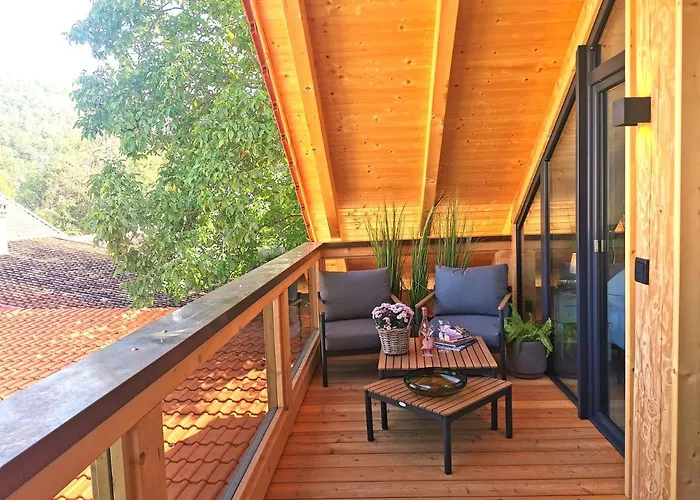 Vakantiehuis Mit Schlossblick In *